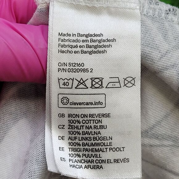 Looney-Tunes AOP Tweety Shirt Womens Small 20x24 White Baggy - Picture 7 of 14